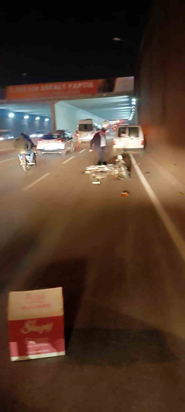 Arızalanan araca çarpan motosiklet sürücüsü kurtarılamadı
