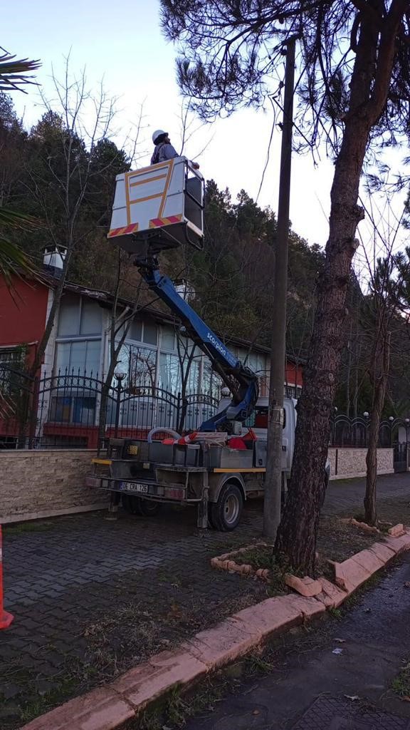Başkent EDAŞ kuvvetli fırtına uyarılarına karşı hazırlıklarını tamamladı
