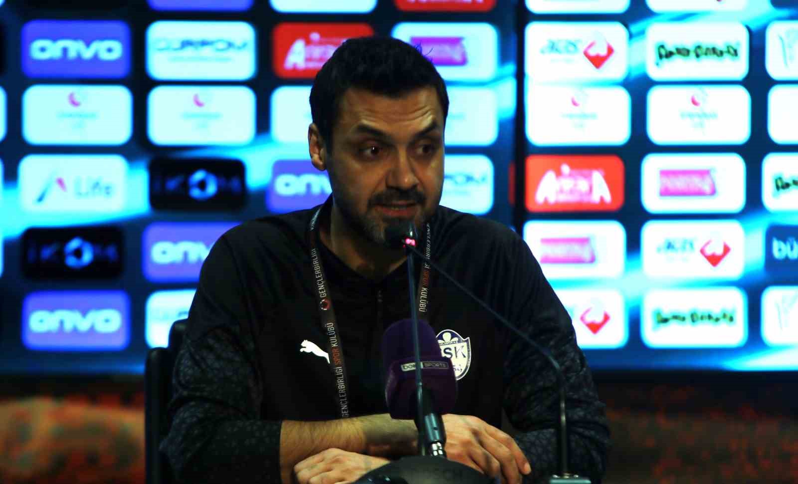 Bekir İrtegün: "Çok gol kaçıran bir takımdık, bu hafta yakaladıklarımızı attık”