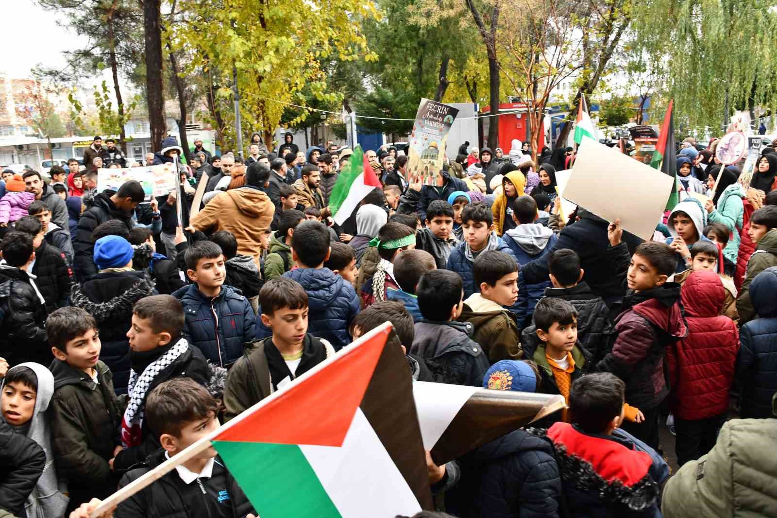 Siverek’te "Dünya Şehit Çocukları Günü" programı