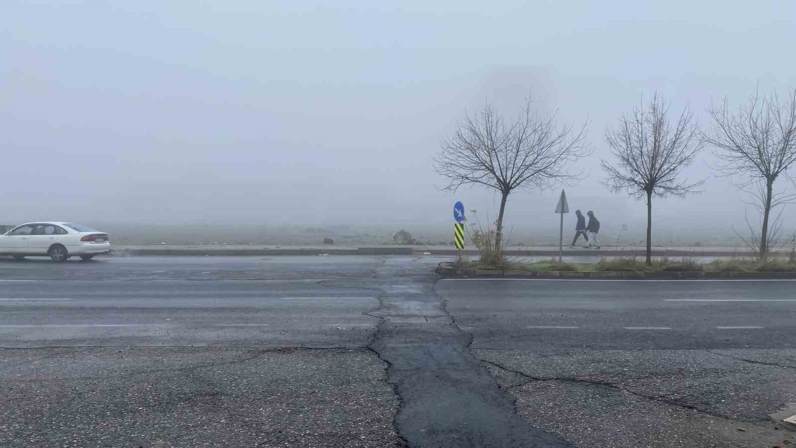 Diyarbakır’da yoğun sis