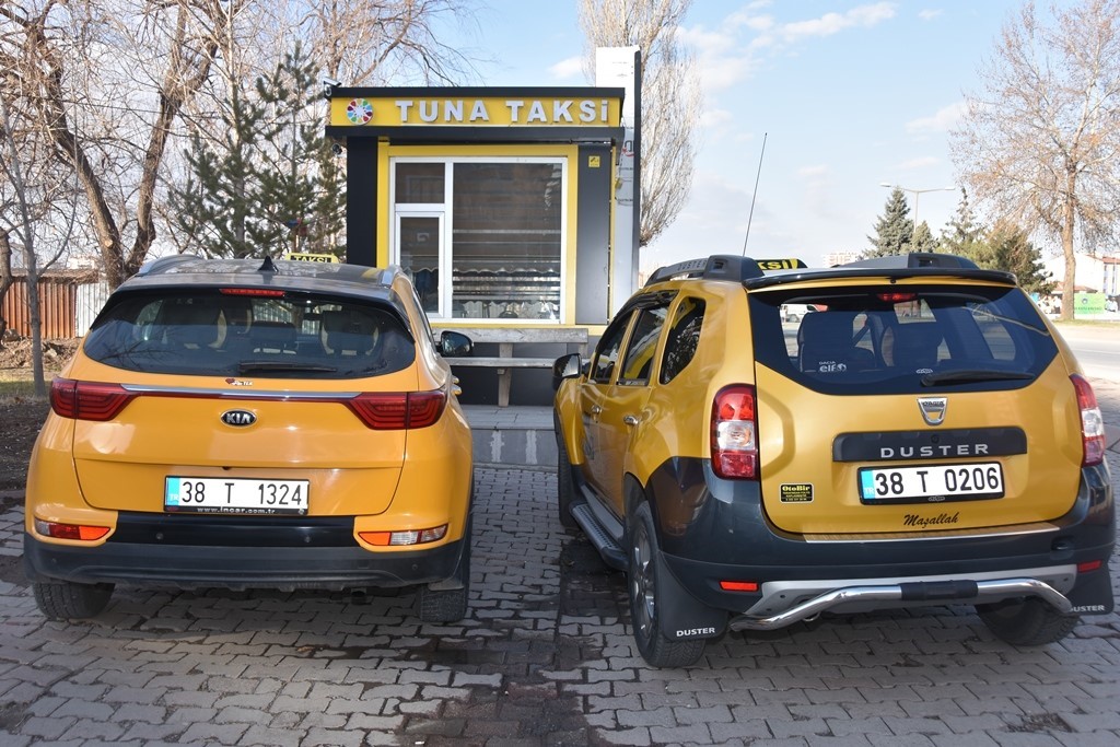 Başkan &Ccedil;olakbayrakdar, &ldquo;Şehrin &ccedil;ehresini değiştiren modern taksi durakları yapıyoruz&rdquo;
