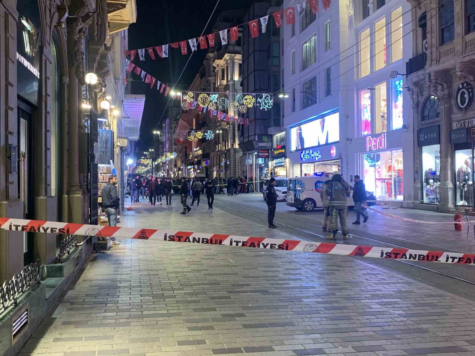 İstiklal Caddesi’nin bir bölümü doğalgaz kaçağı nedeniyle kapatıldı