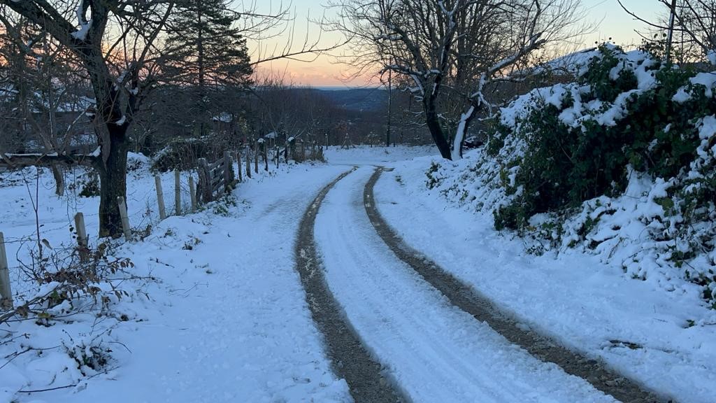 Sinop’ta yüksek kesimlerde kar yağışı etkili oldu
