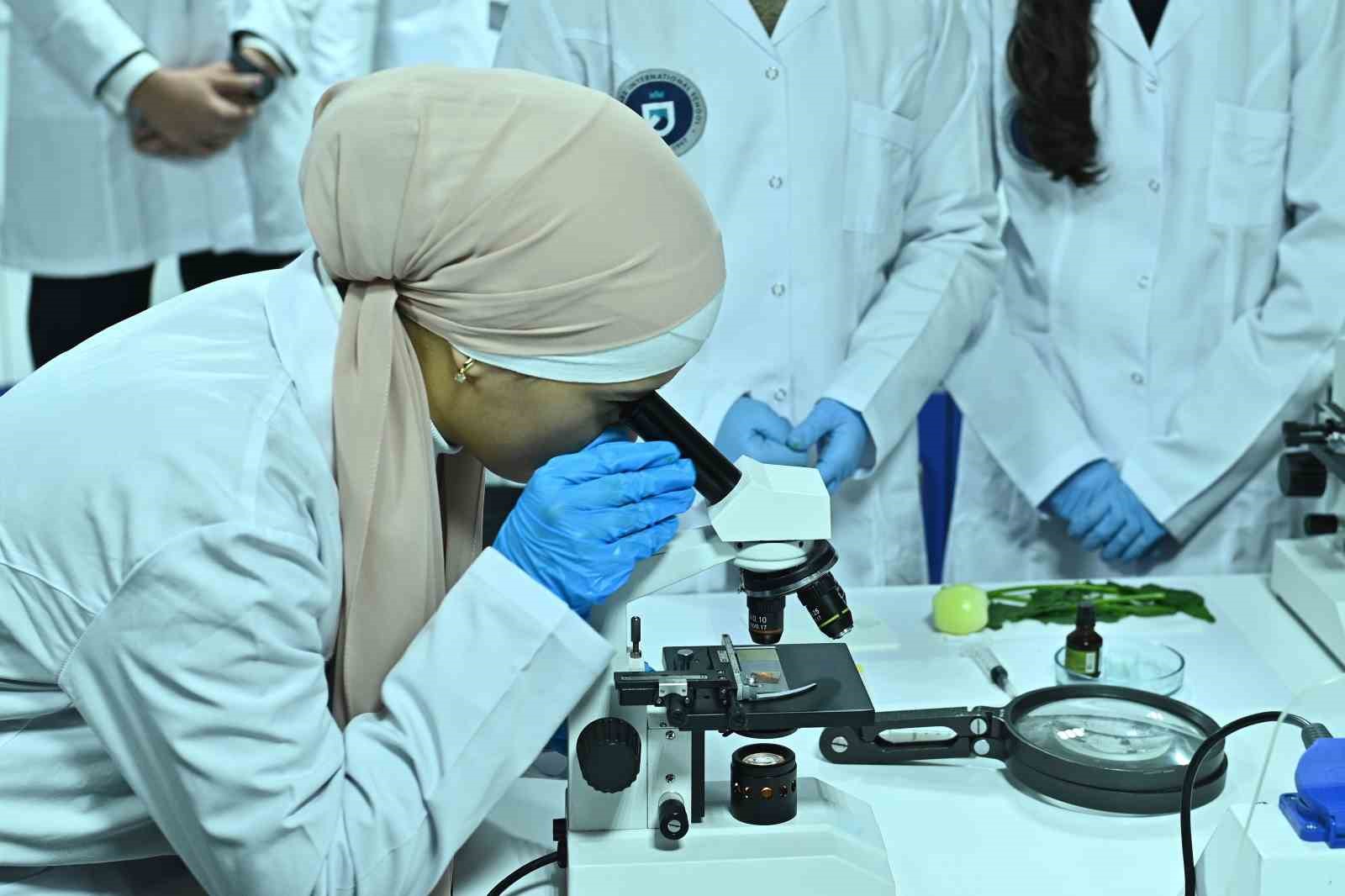 TİKA Tacikistan’da tam teşekküllü bilim laboratuvarı kurdu