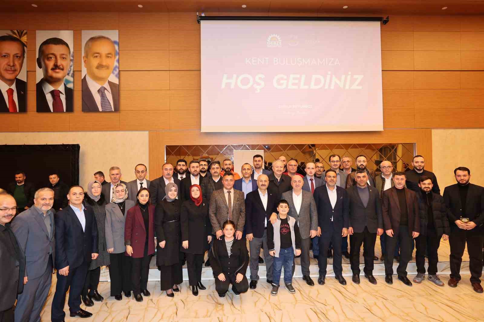 Başkan Büyükgöz ilçeye kazandırdığı projeleri anlatıyor