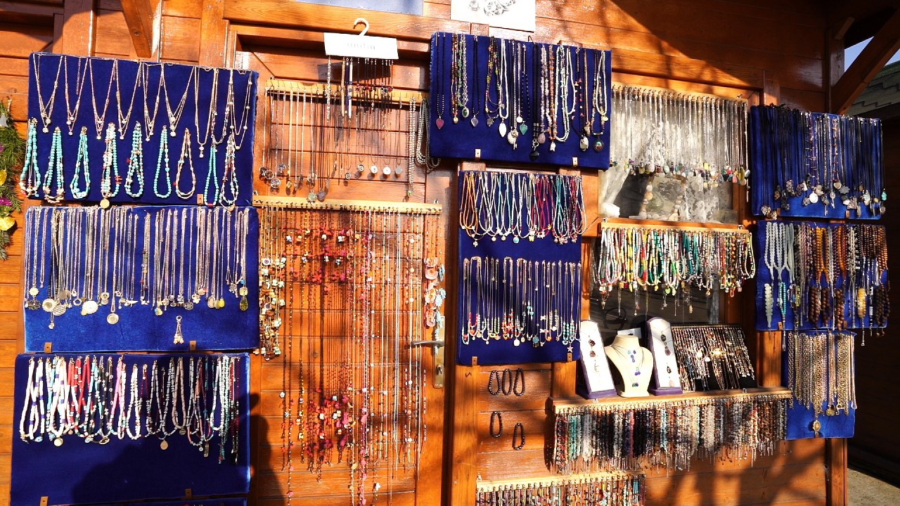 Yeni yıl konseptli ürünler Hünerli Eller Çarşısı’nda  satışa hazırlandı