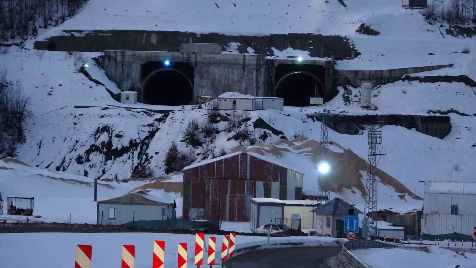 İç Anadolu’yu Karadeniz’e bağlayan Ilgaz Tünelinden ekonomiye 1 milyar liralık katkı
