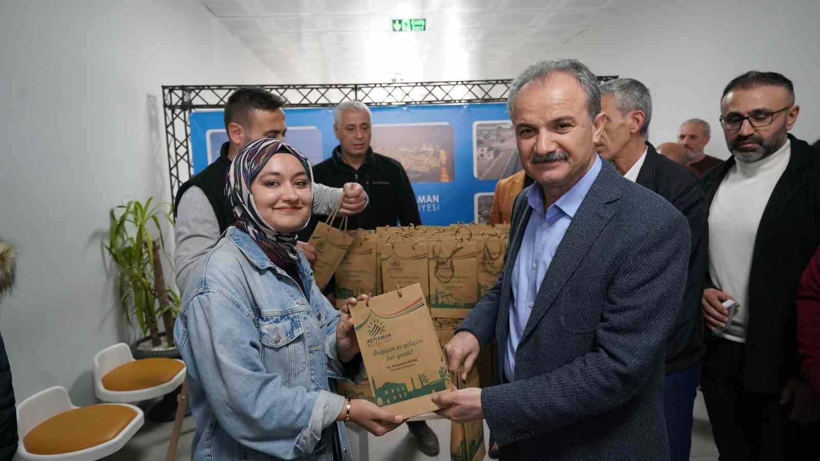 Adıyaman Belediyesinden YKS sınavına hazırlanan öğrencilere destek