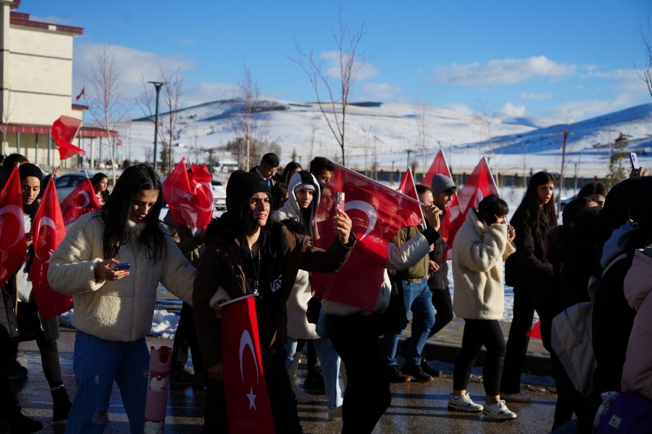 Bayburt’ta  ’Şehitlere Saygı Yürüyüşü’ düzenlendi