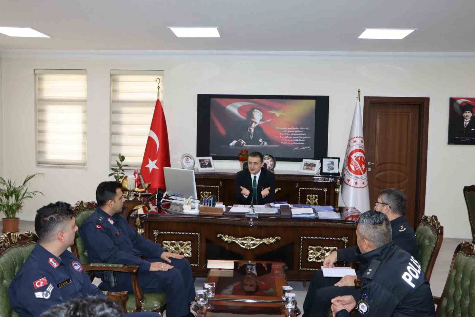 Emirdağ’da güvenlik ve asayiş toplantısı