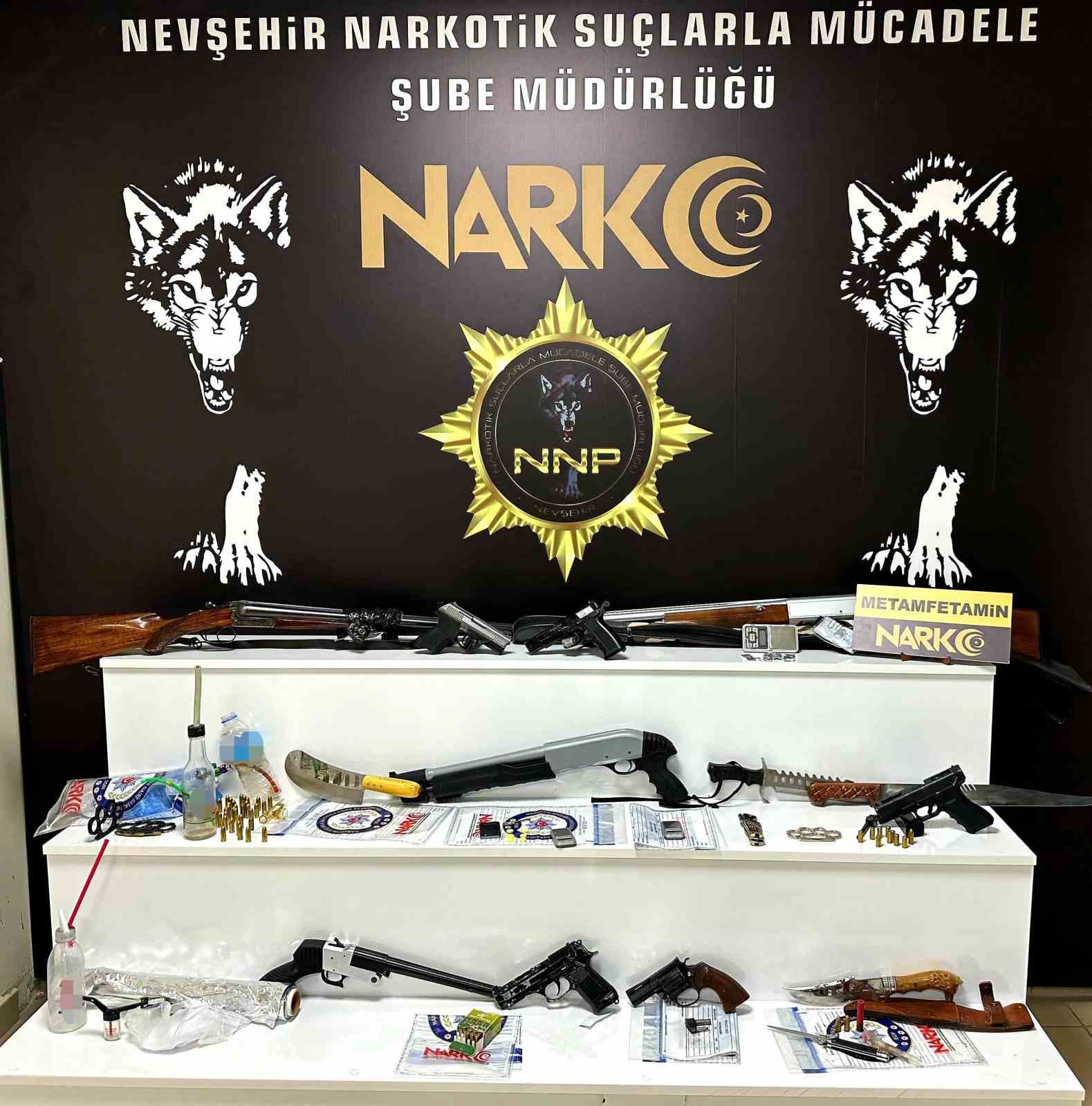 Nevşehir&rsquo;deki narkotik operasyonunda 32 ş&uuml;pheli adliyeye sevk edildi
