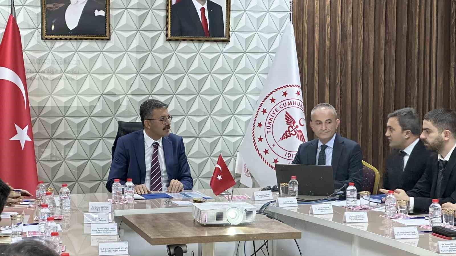 Vali Çelik: "1 yılda 1 milyon 557 bin muayene gerçekleştirildi"