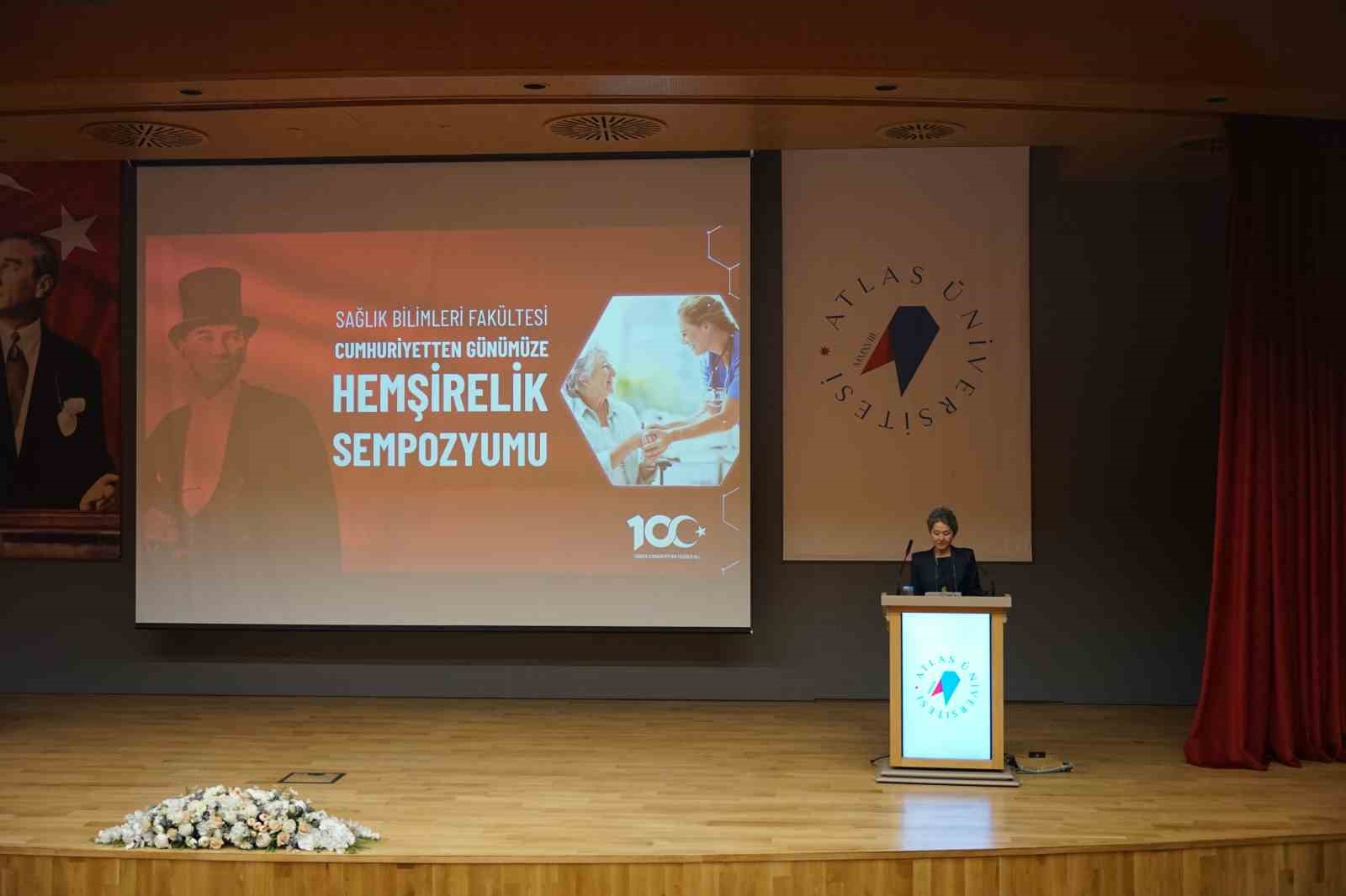 &ldquo;Hemşirelik mesleğinde hizmet ve eğitim kalitesi bir arada d&uuml;ş&uuml;n&uuml;lmeli&rdquo;
