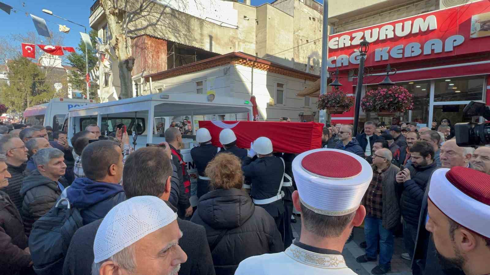 Eski Bakan Yaşar Okuyan Yalova&rsquo;da toprağa verildi
