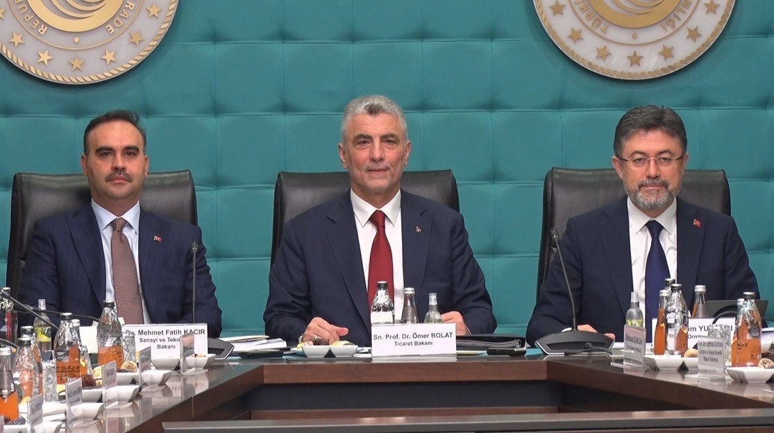 Bakan Yumaklı: “2024’ün ilk çeyreğinde etil alkol takip sistemini devreye alacağız”