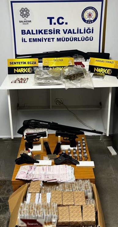 Ayvalık’ta polisten "Narko Güç" harekatı