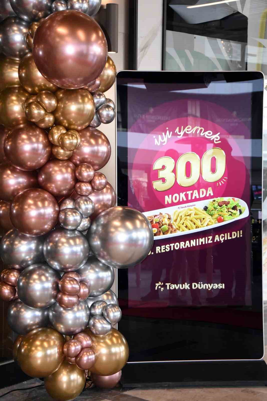 Tavuk Dünyası 300’üncü restoranını Bursa’da açtı
