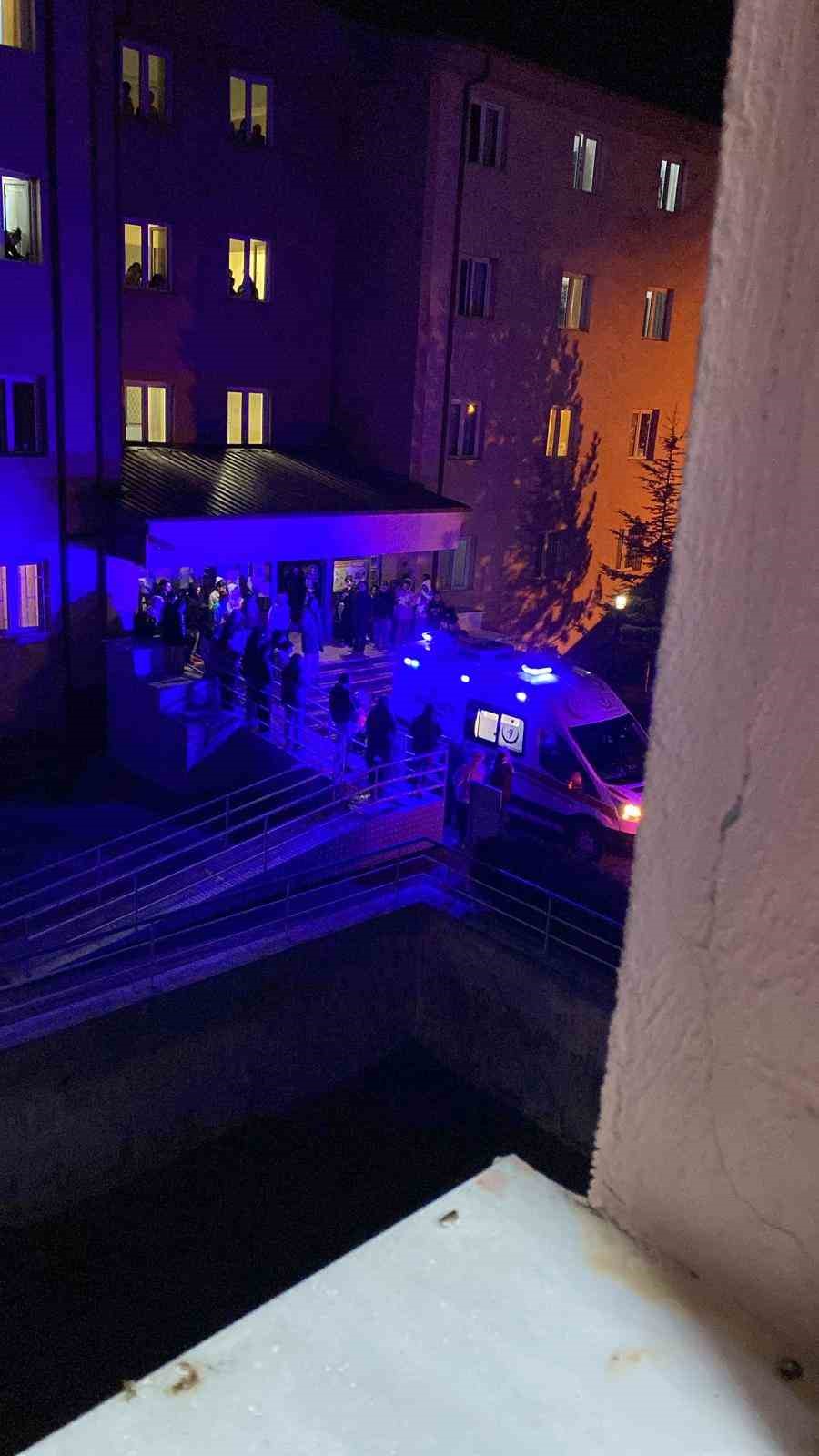 Isparta&rsquo;da yurtta zehirlenme ş&uuml;phesine soruşturma
