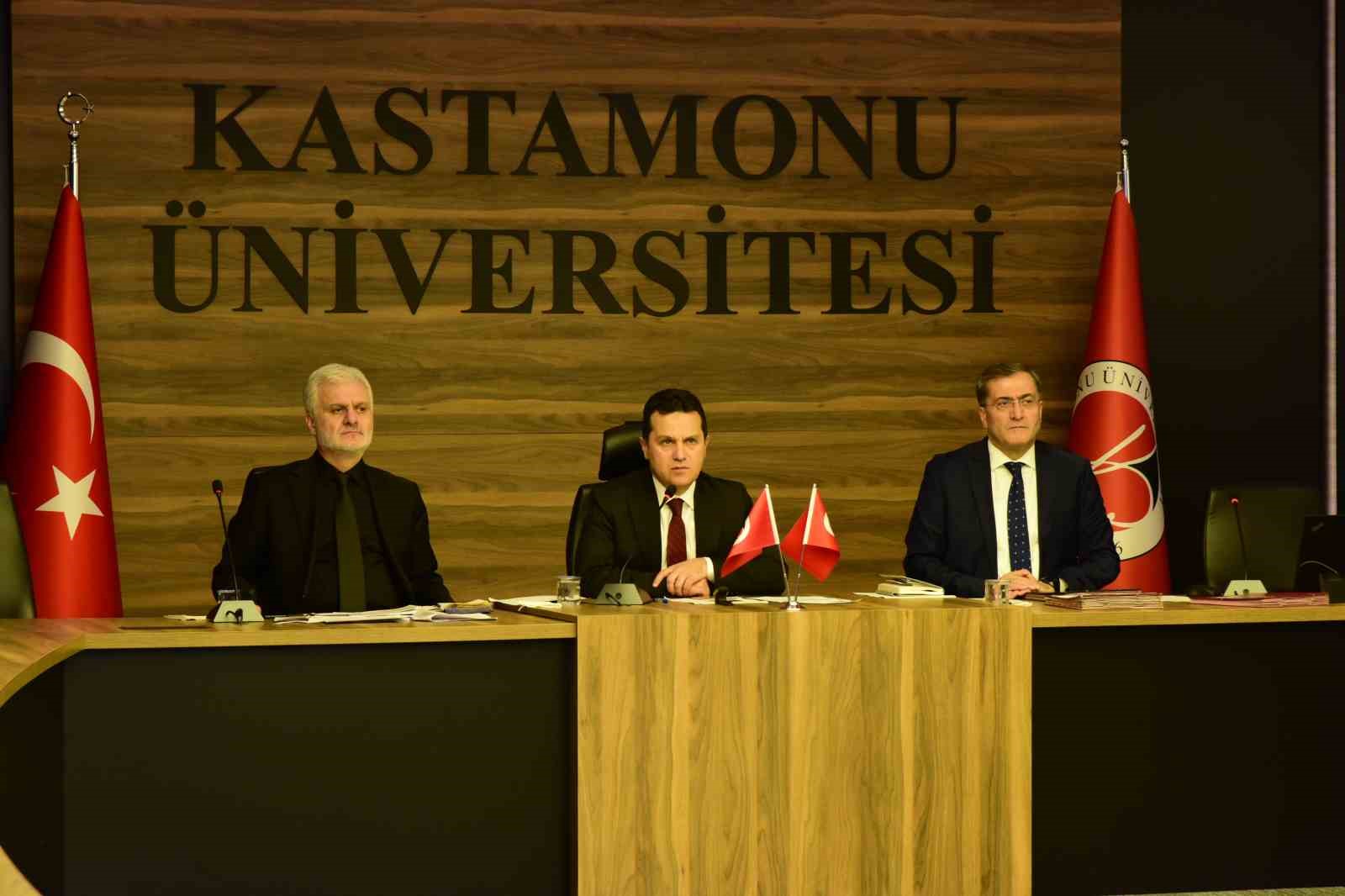 Kastamonu Üniversitesi Senatosu, yılın son toplantısını gerçekleştirdi