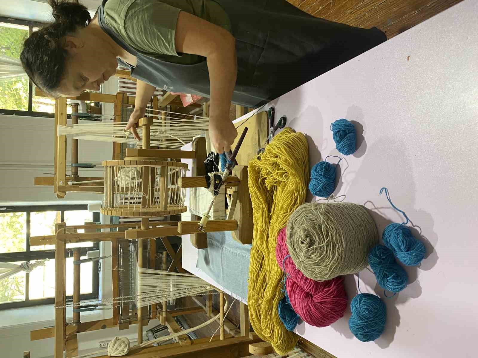 Muğla&rsquo;nın geleneksel dokumaları yaşatılıyor
