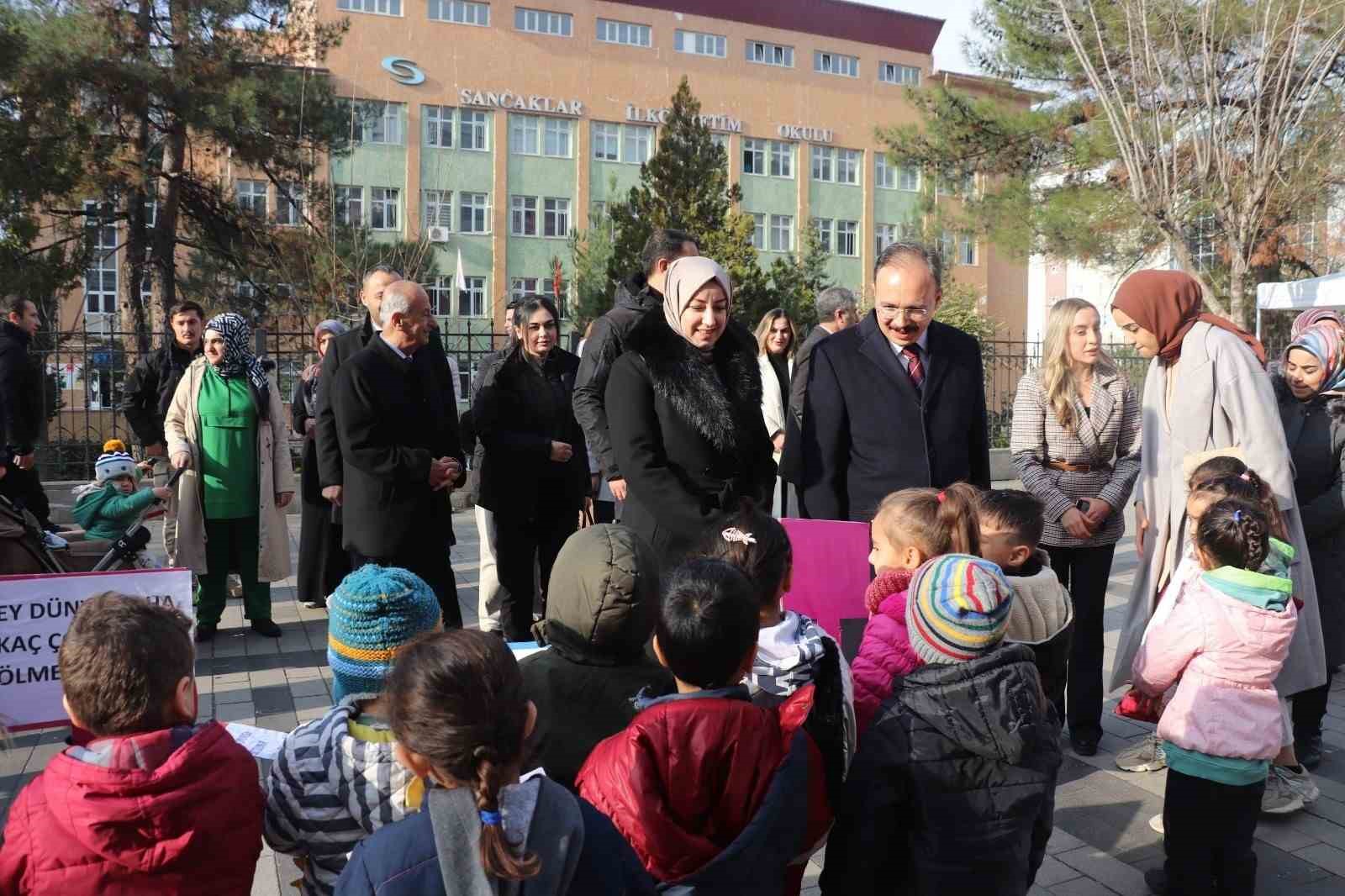 Siirt Belediyesi, Filistin yararına yardım kampanyası düzenledi