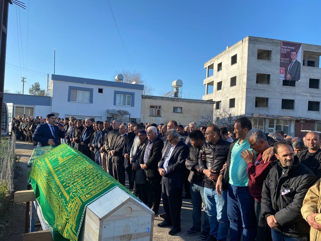 Sakarya’daki kazada hayatını kaybeden 2 kişi memleketi Osmaniye’de toprağa verildi