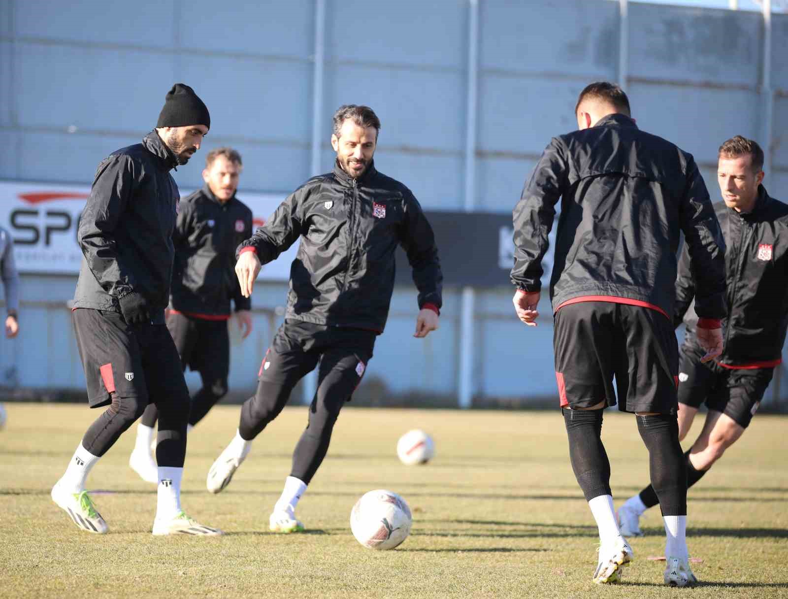 Sivasspor’da Kayserispor maçı hazırlıkları başladı
