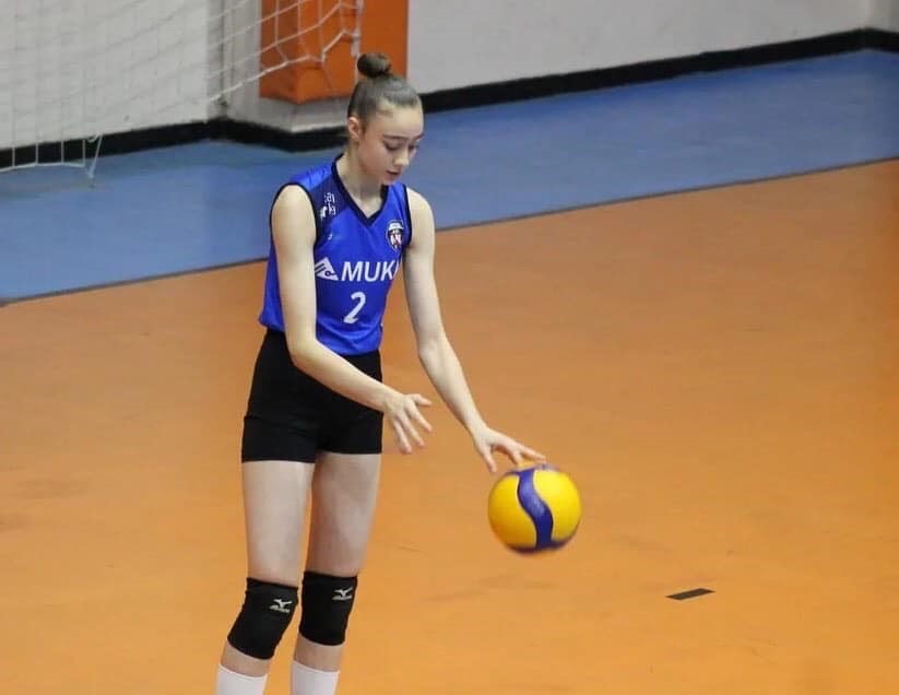 14 yaşındaki voleybolcuya U-18 Milli takım daveti
