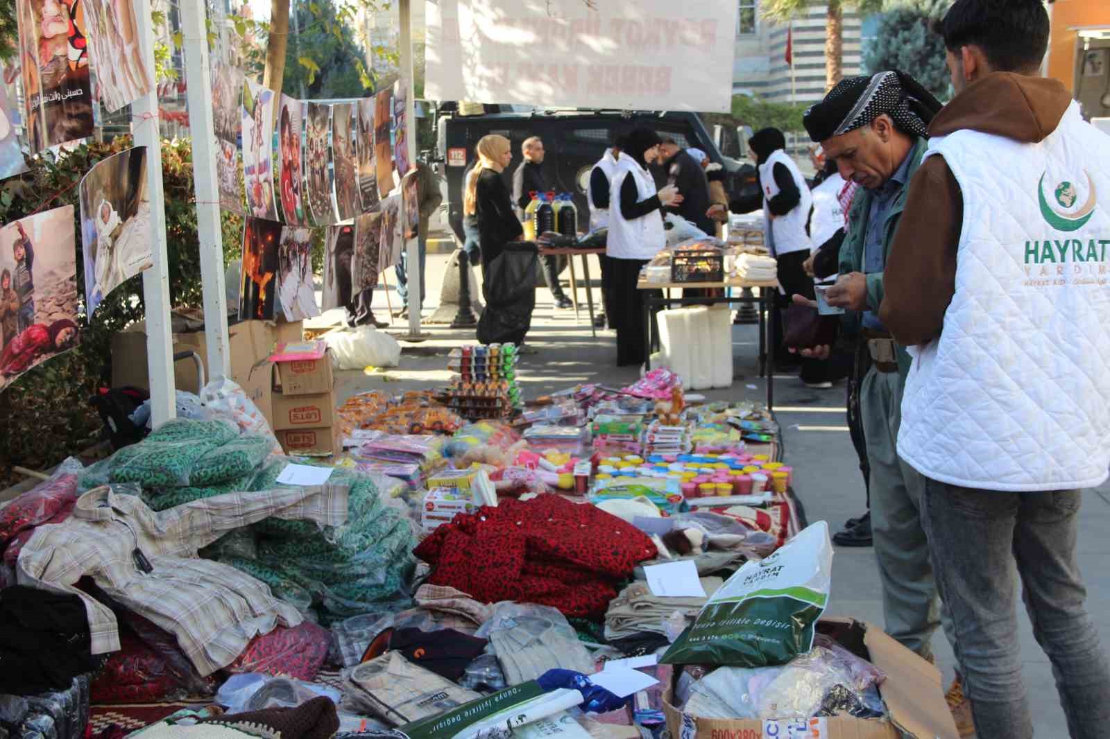 Cizre’de Gazze yararına yardım çadırı kuruldu