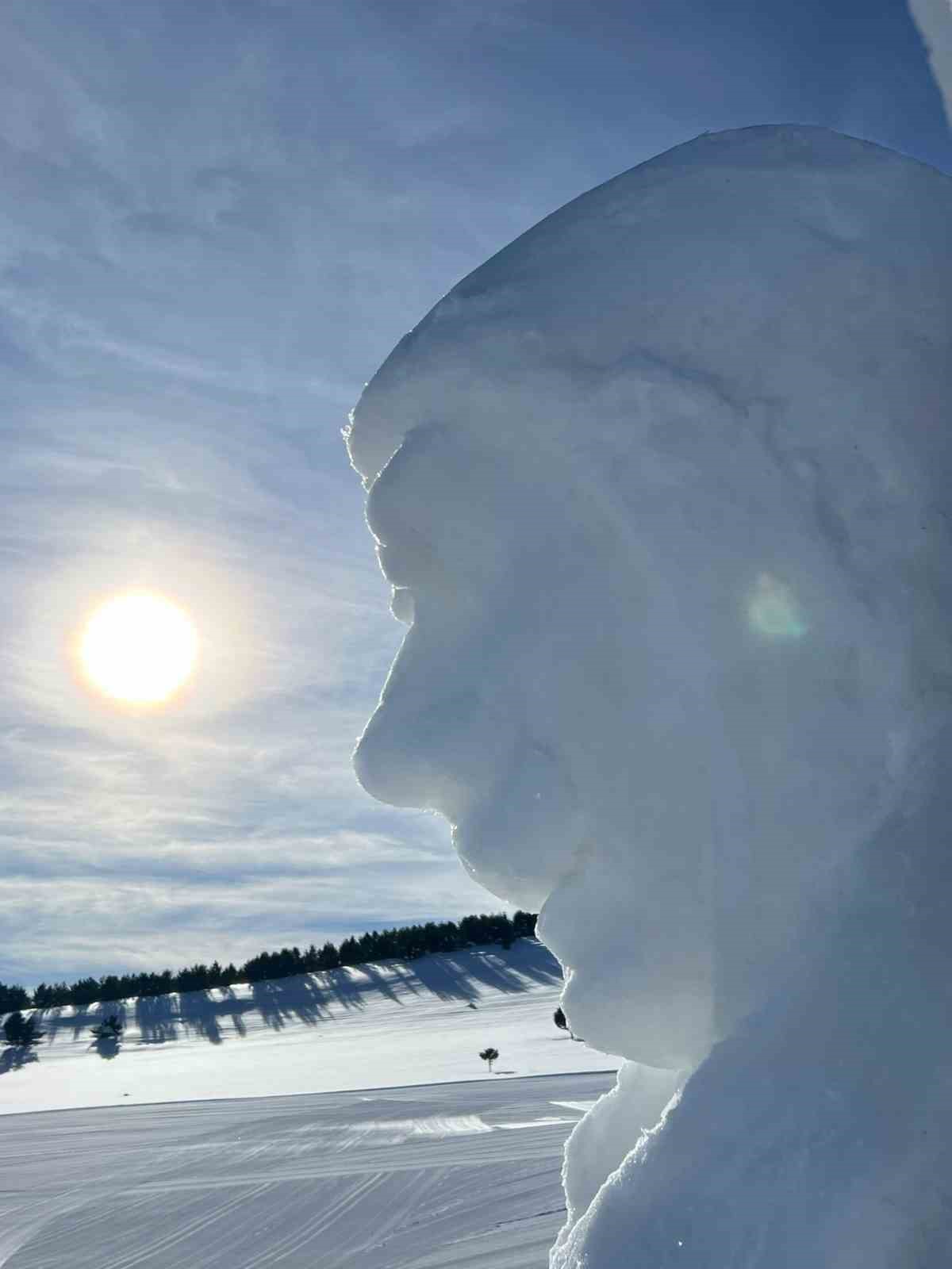 Kardan şehit heykelleri ilk kez Allah-u Ekber Dağları’nda yapılıyor
