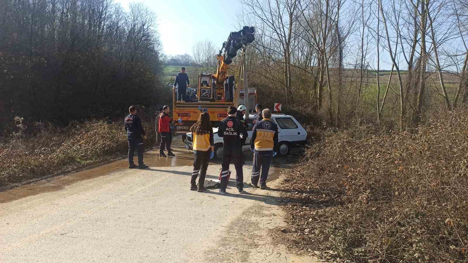 Emekli aylığını çekmek için evden çıkmıştı, dere yatağında otomobilde cesedi bulundu 