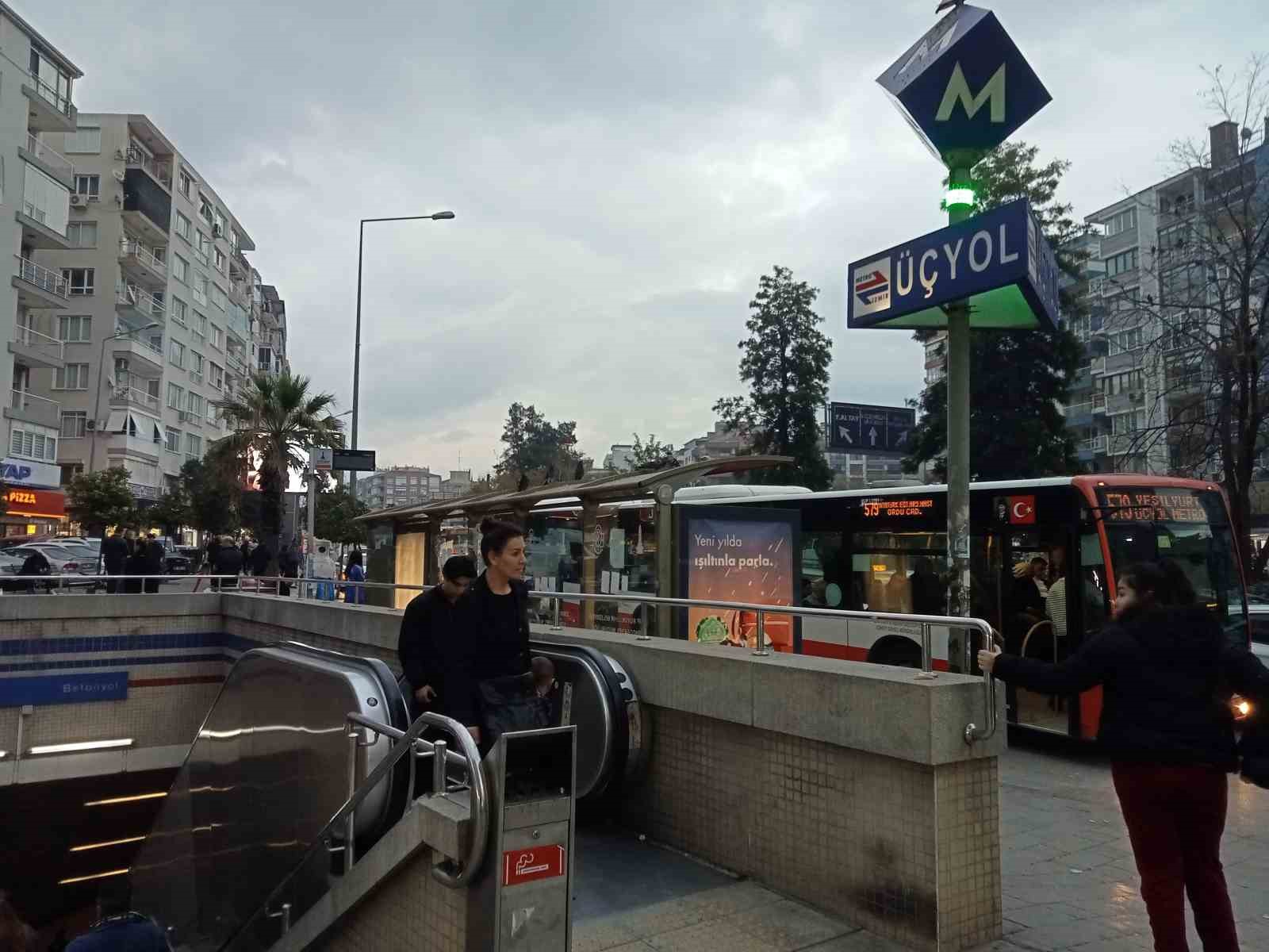 İzmir’de metroda yürüyen merdiven kazası: 5 yaralı