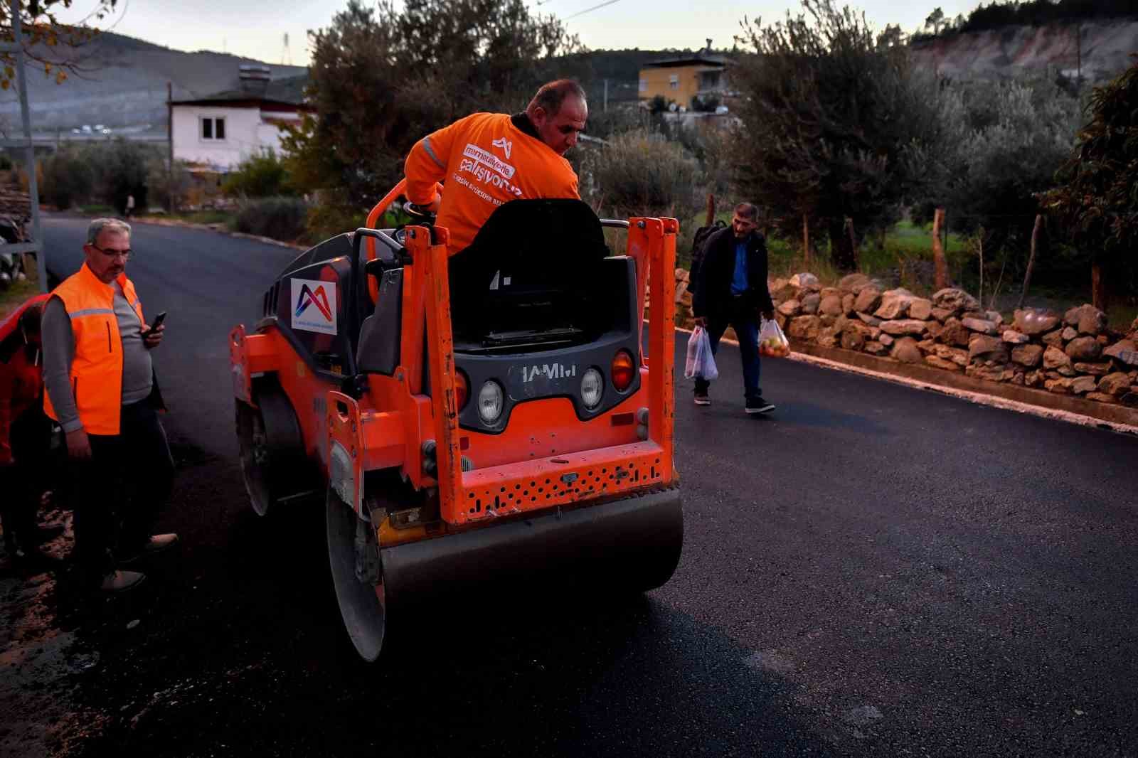 Gülnar’da yol yapım çalışmaları sürüyor
