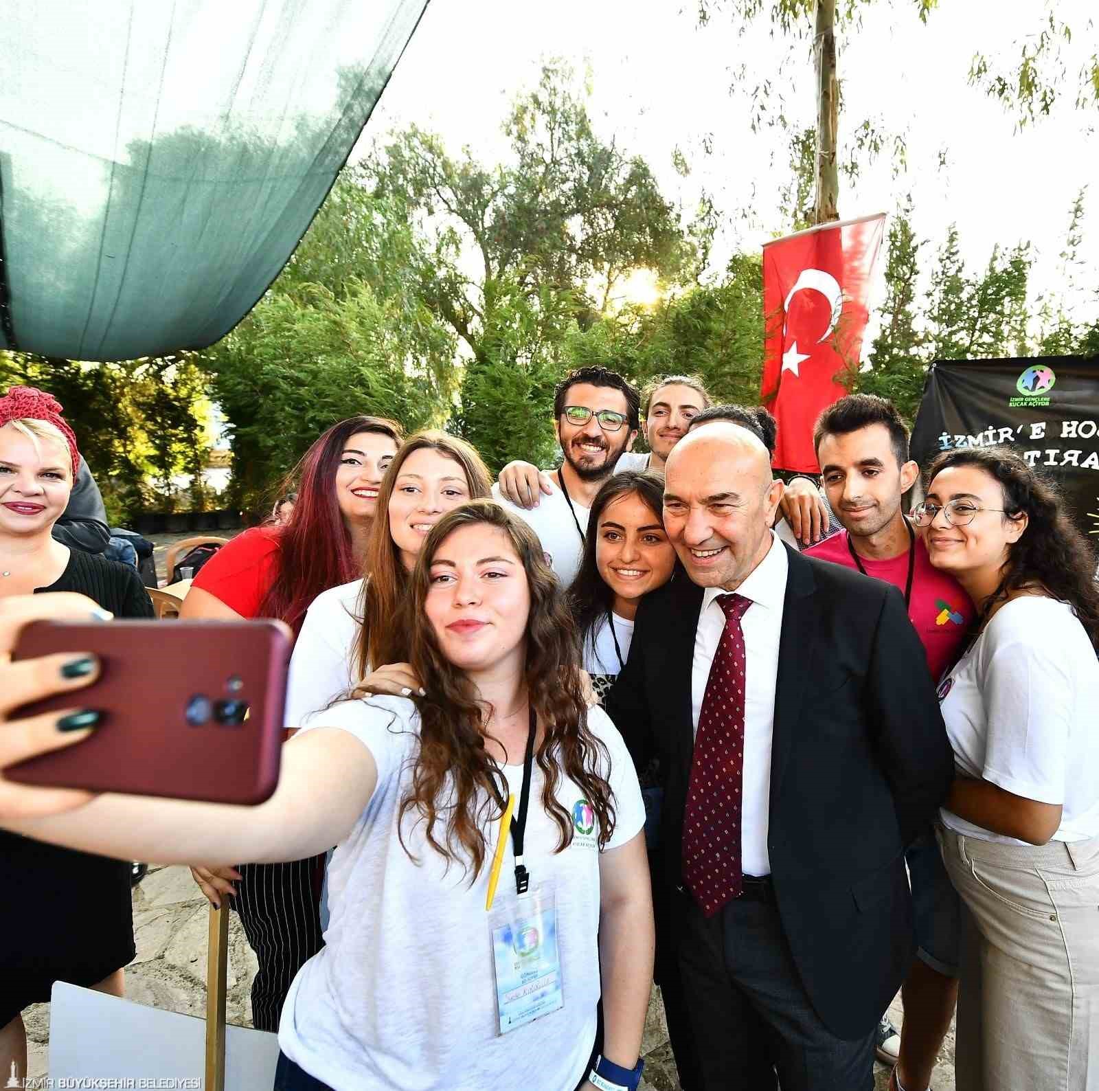 Yeni yıla girerken İzmir’deki üniversite öğrencilerine müjde
