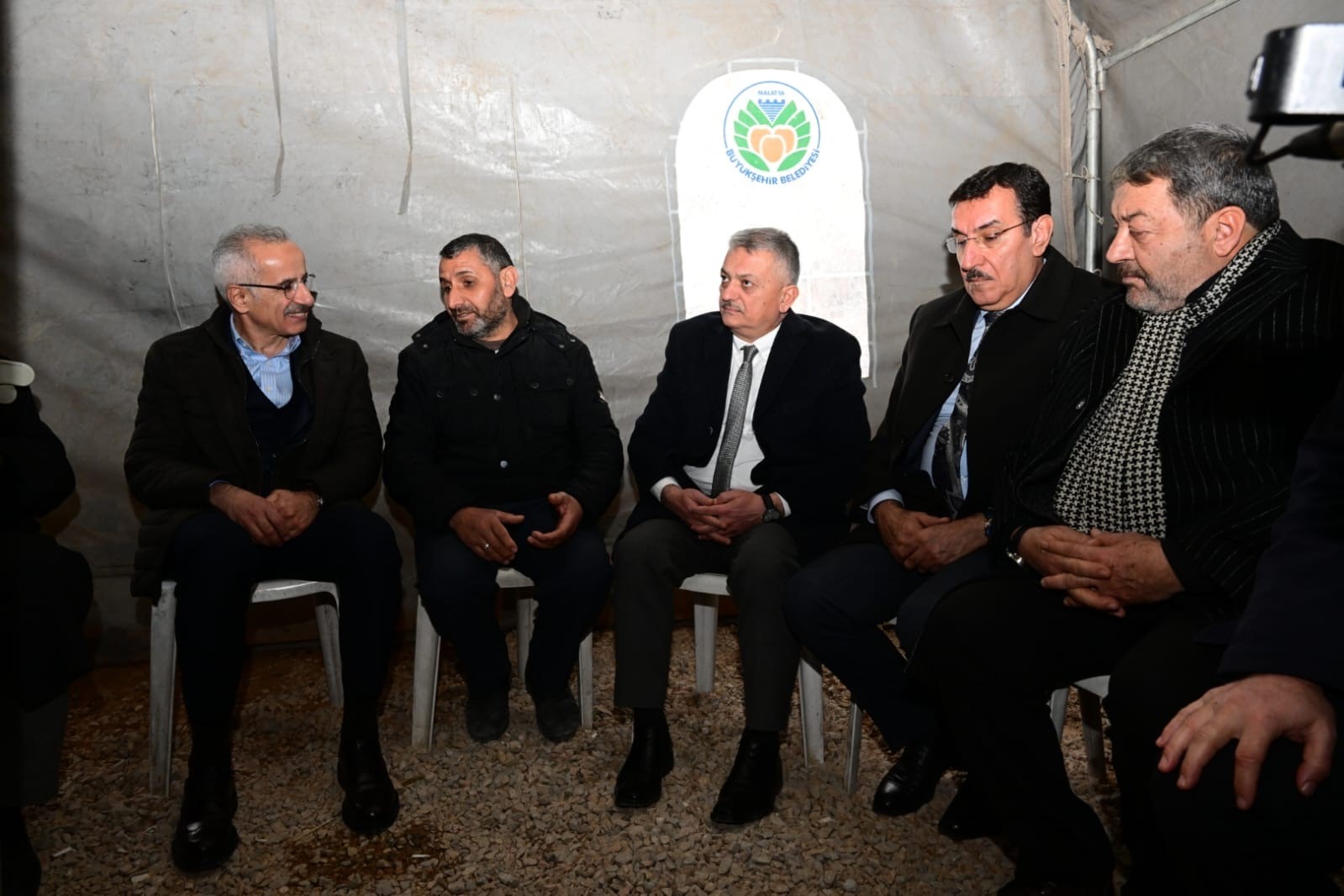 Bakan Uraloğlu’ndan şehit Emre Taşkın’ın ailesine taziye ziyareti
