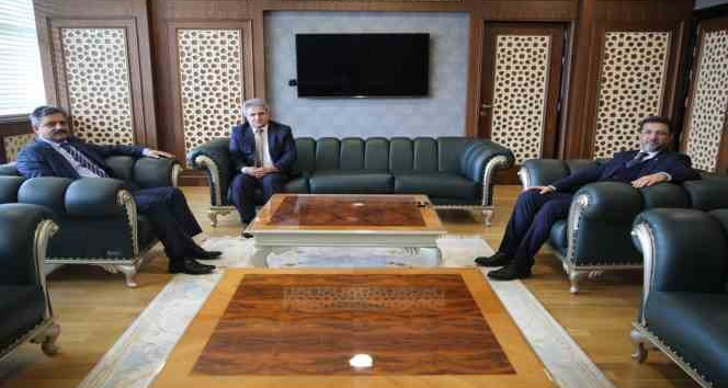 Şırnak Üniversitesi Rektörü Alkış, misafir üniversite heyetini kabul etti