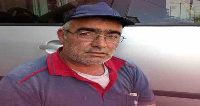 Evinde ölü bulunan adam son yolculuğuna uğurlandı
