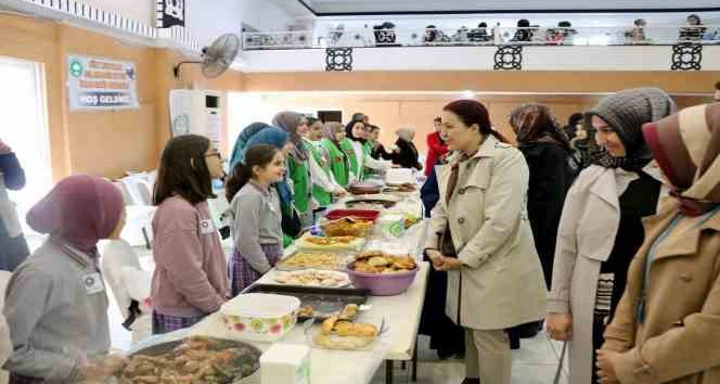 Siirt’te depremzedeler yararına etkinlik düzenlendi
