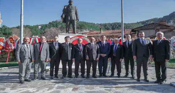 Macaristan milli kahramanı Kossuth, Kütahya’da anıldı