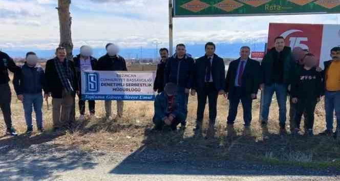 Erzincan’da yükümlülerden fidan dikim ve bakım çalışması