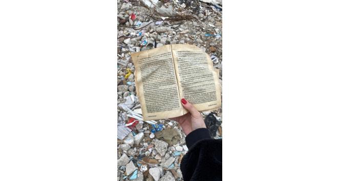 Enkazdan çıkan eşyalar yürekleri burktu