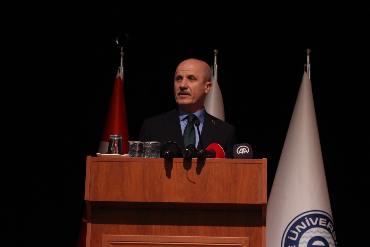 YÖK Başkanı Özvar'dan yüz yüze eğitim açıklaması