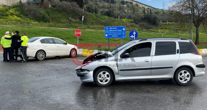 Aydında trafik kazası: 4 yaralı
