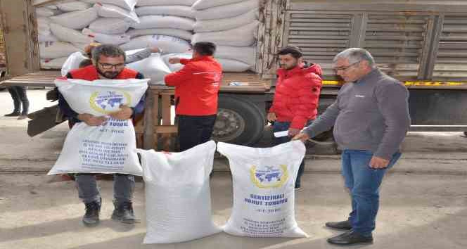 Elbistan’da üreticilere yüzde 75’i hibe destekli nohut tohumu dağıtıldı