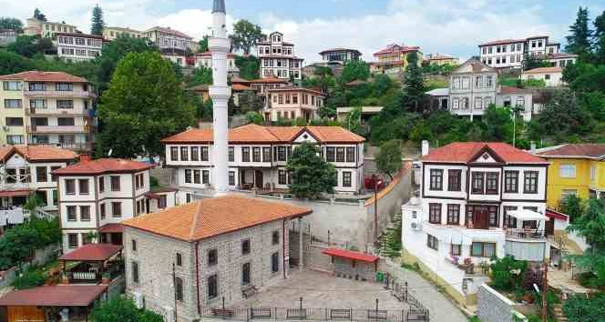 Ekim: “Ortamahalle’yi her yönüyle gelecek kuşaklara aktarmak için çaba sarf ediyoruz”