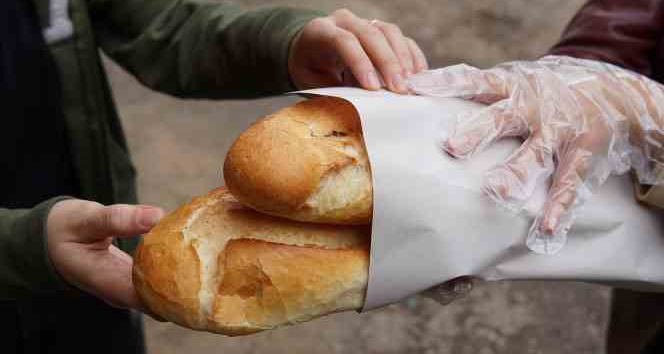 Tarsus’ta ekmek Ramazan ayı boyunca 1 TL