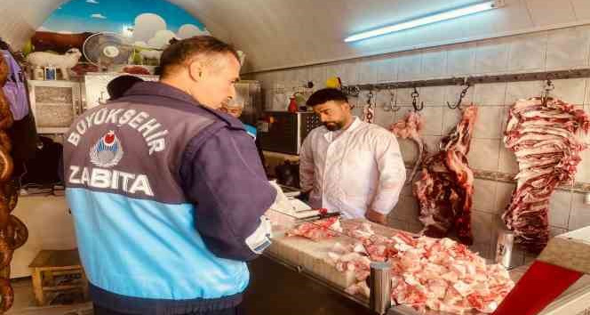 Mardin’de zabıta ekiplerinden Ramazan ayı öncesi sıkı denetim