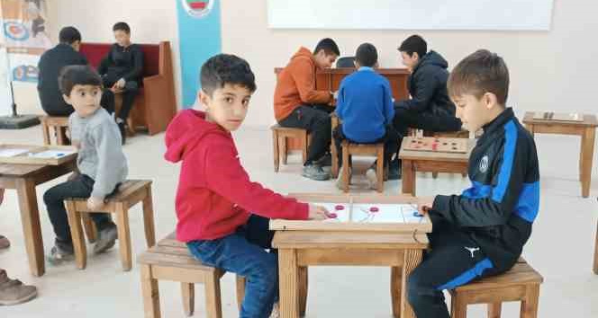 Depremzede çocuklar, Siirt belediyesi spor tesislerinde sportif faaliyetlerle buluşuyor