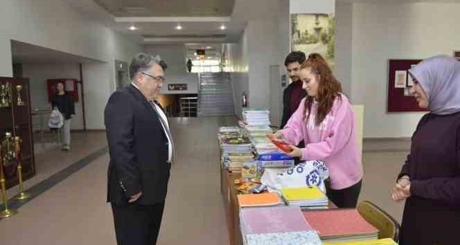Topladıkları kırtasiye yardımına deprem bölgesindeki öğrencilere gönderecekler